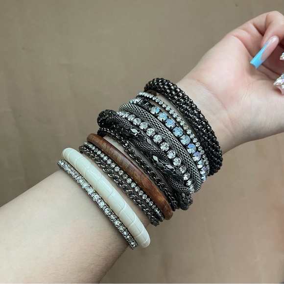 Multi-Tone bangles bracelet set - Picture 5 of 8